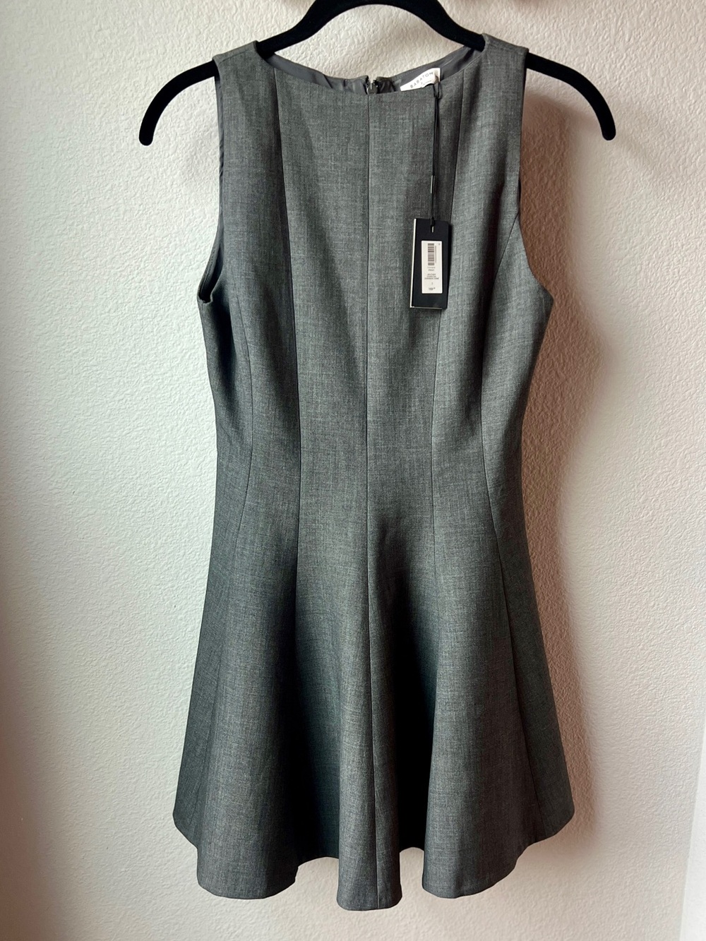 Aritzia Babaton Gray Sleeveless Fit-and-Flare Dress New